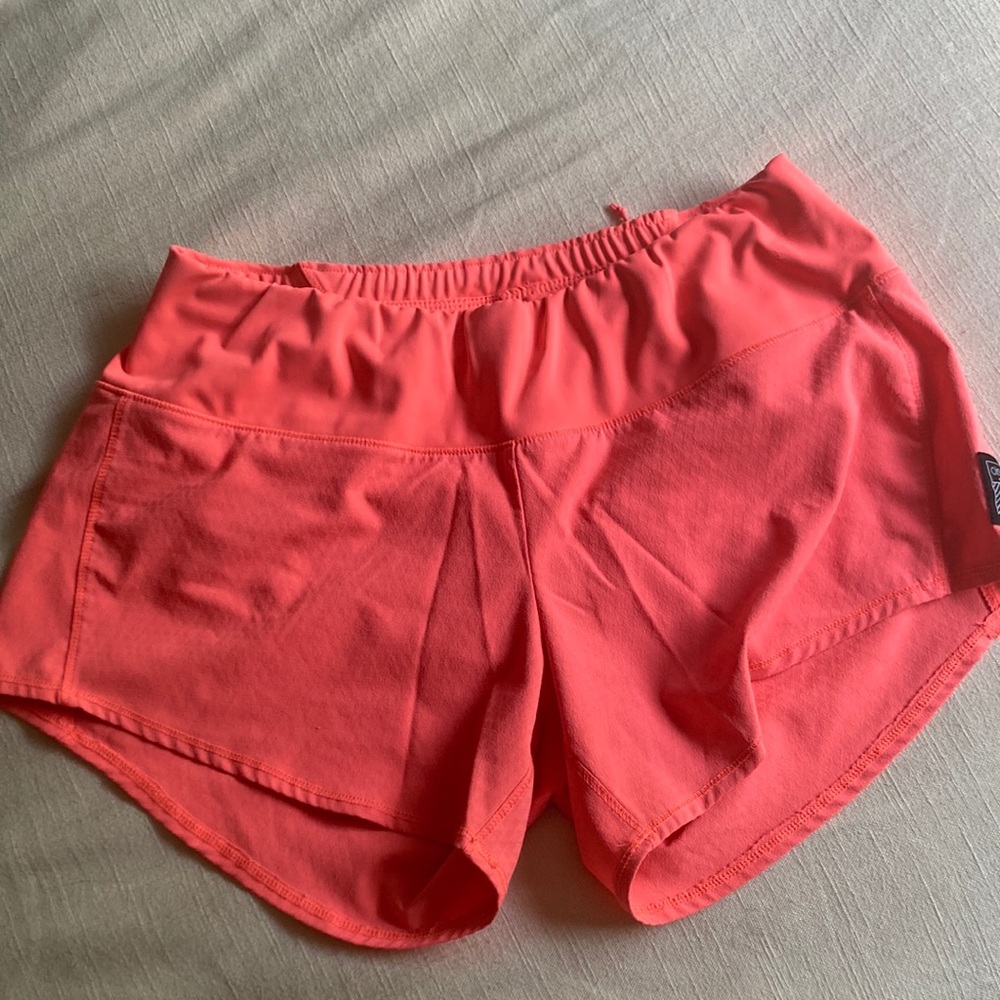 Oiselle Pink Roga Running Shorts (size 6)